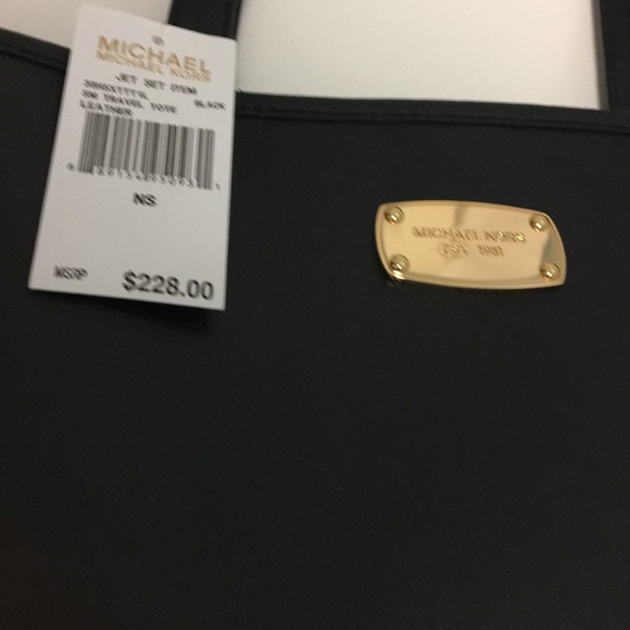 ❌SOLD❌🆕👜MICHAEL KORS JET SET TRAVEL TOTE 👜 - Picture 3 of 5